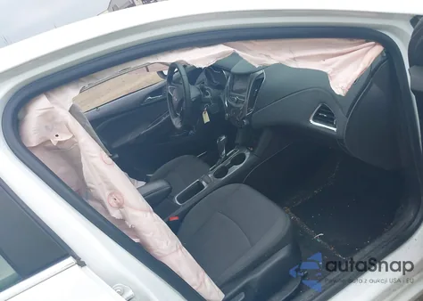 2019 Chevrolet Cruze Lt from USA, damaged, VIN 1G1BE5SM6K7146428